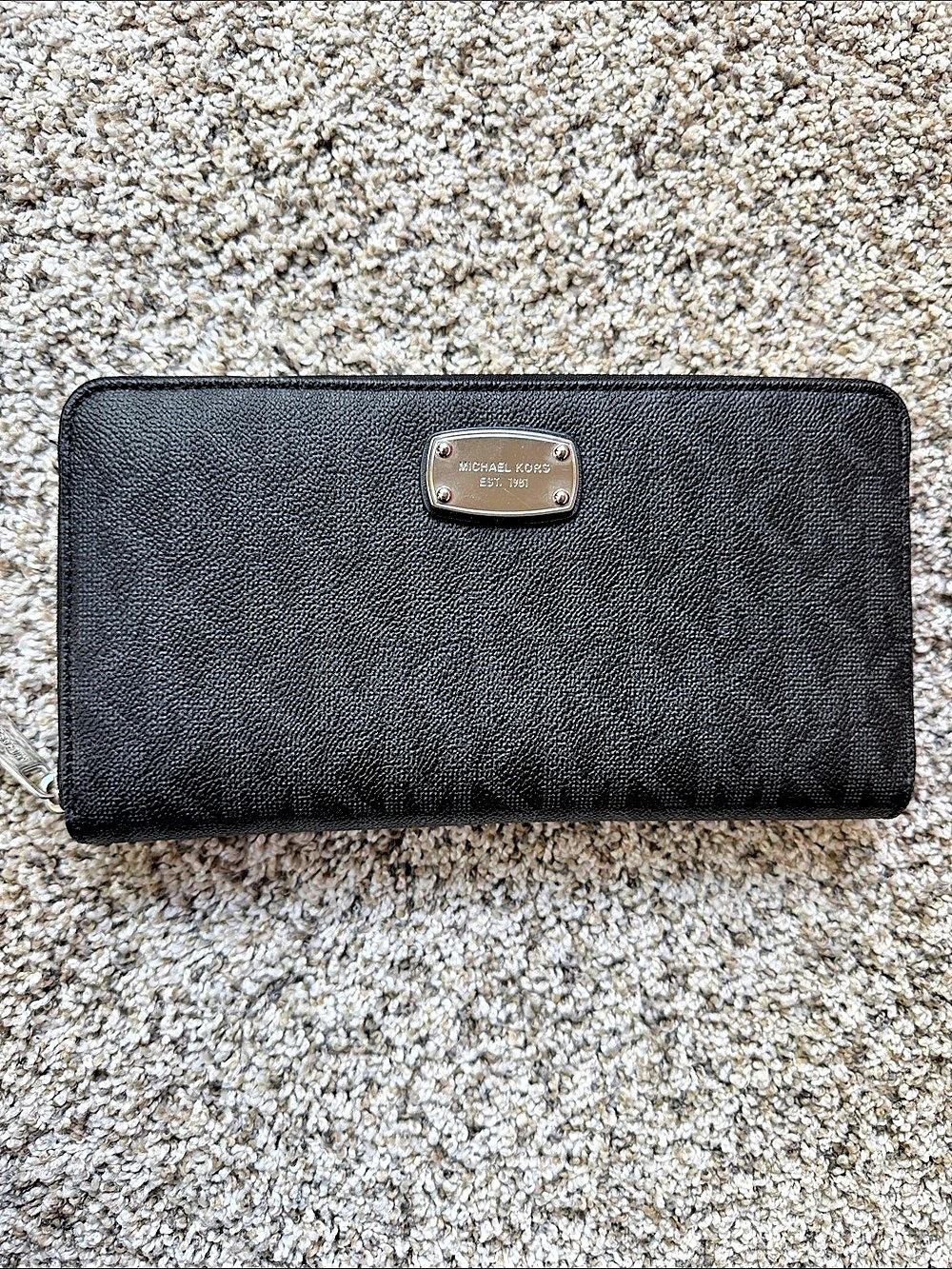 NWOT Michael Kors Jet Set Travel Continental Wallet Black